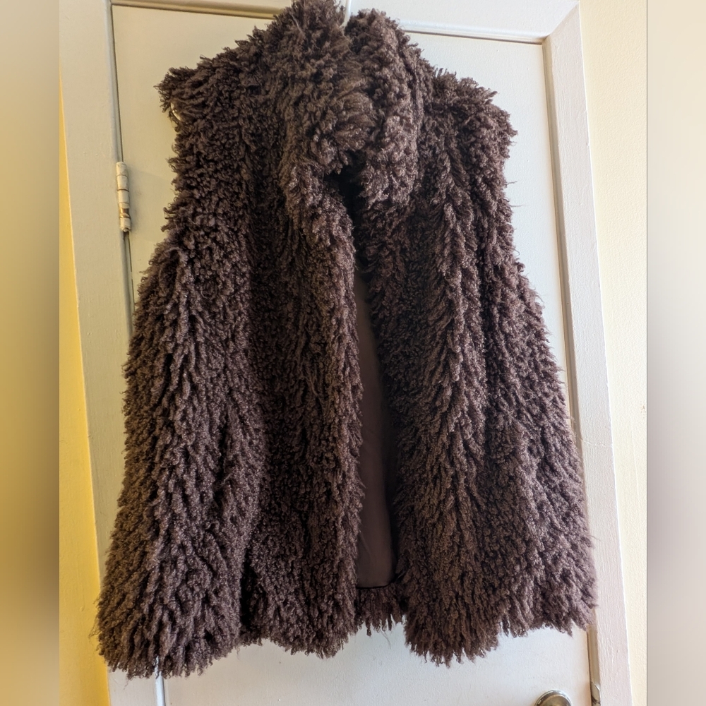 Katie Todd Women's Brown Shaggy Faux Fur Vest. US L.